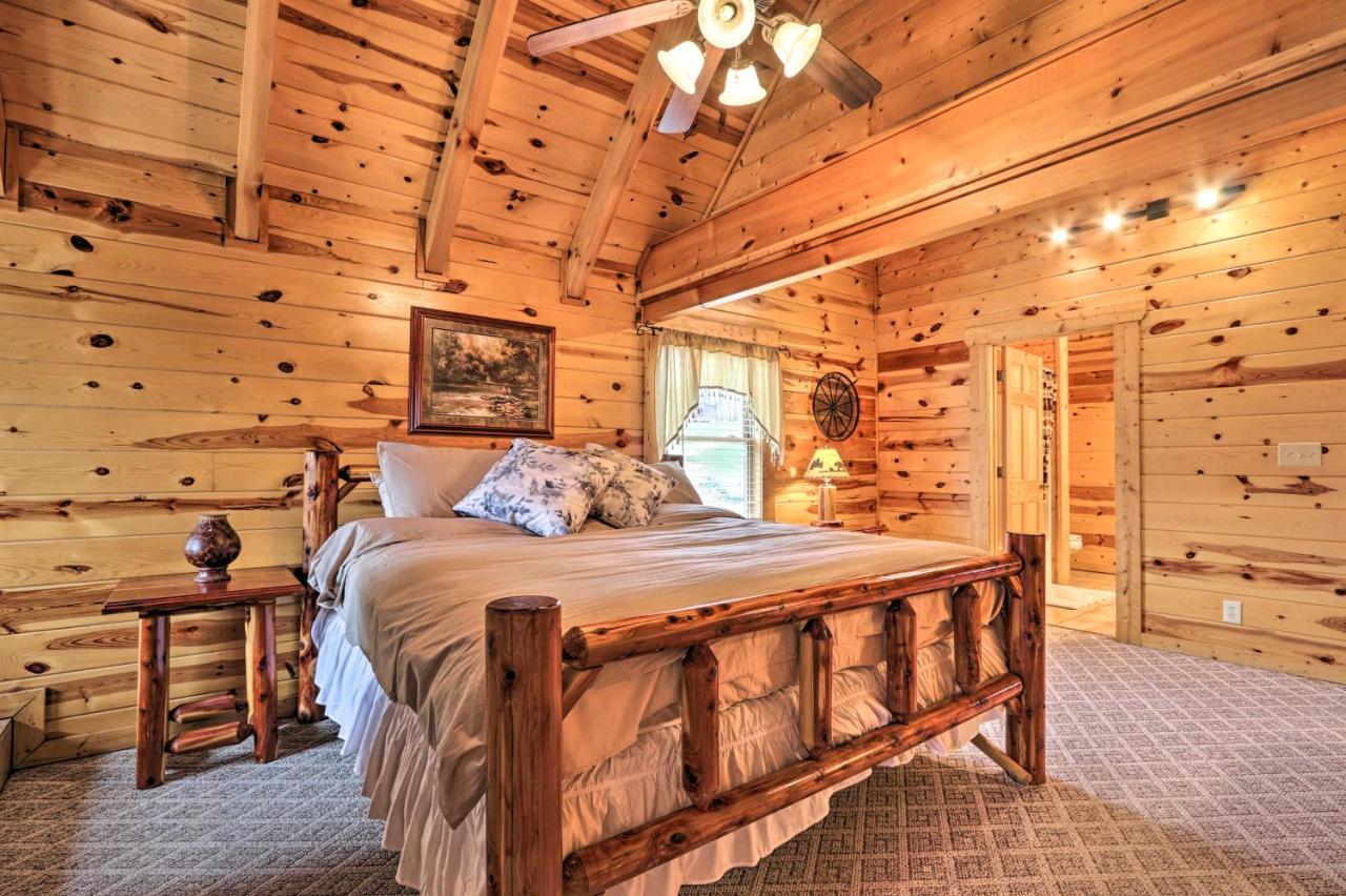 Pigeon Forge Cabin With Games, 1 Mi To Parkway! Exteriör bild