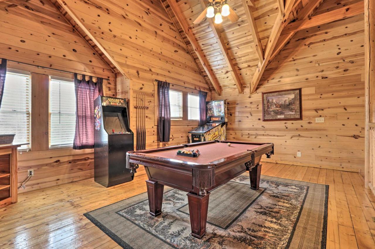 Pigeon Forge Cabin With Games, 1 Mi To Parkway! Exteriör bild
